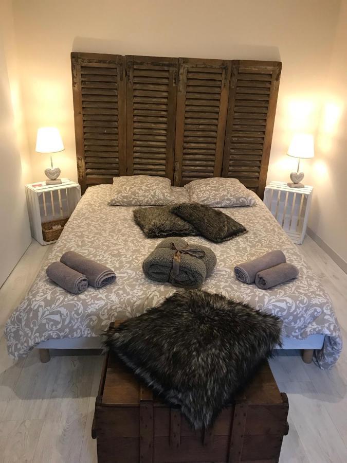 Severine Chambres D'Hotes Floing ภายนอก รูปภาพ