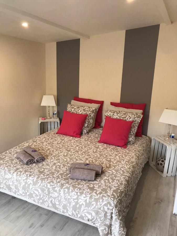 Severine Chambres D'Hotes Floing ภายนอก รูปภาพ
