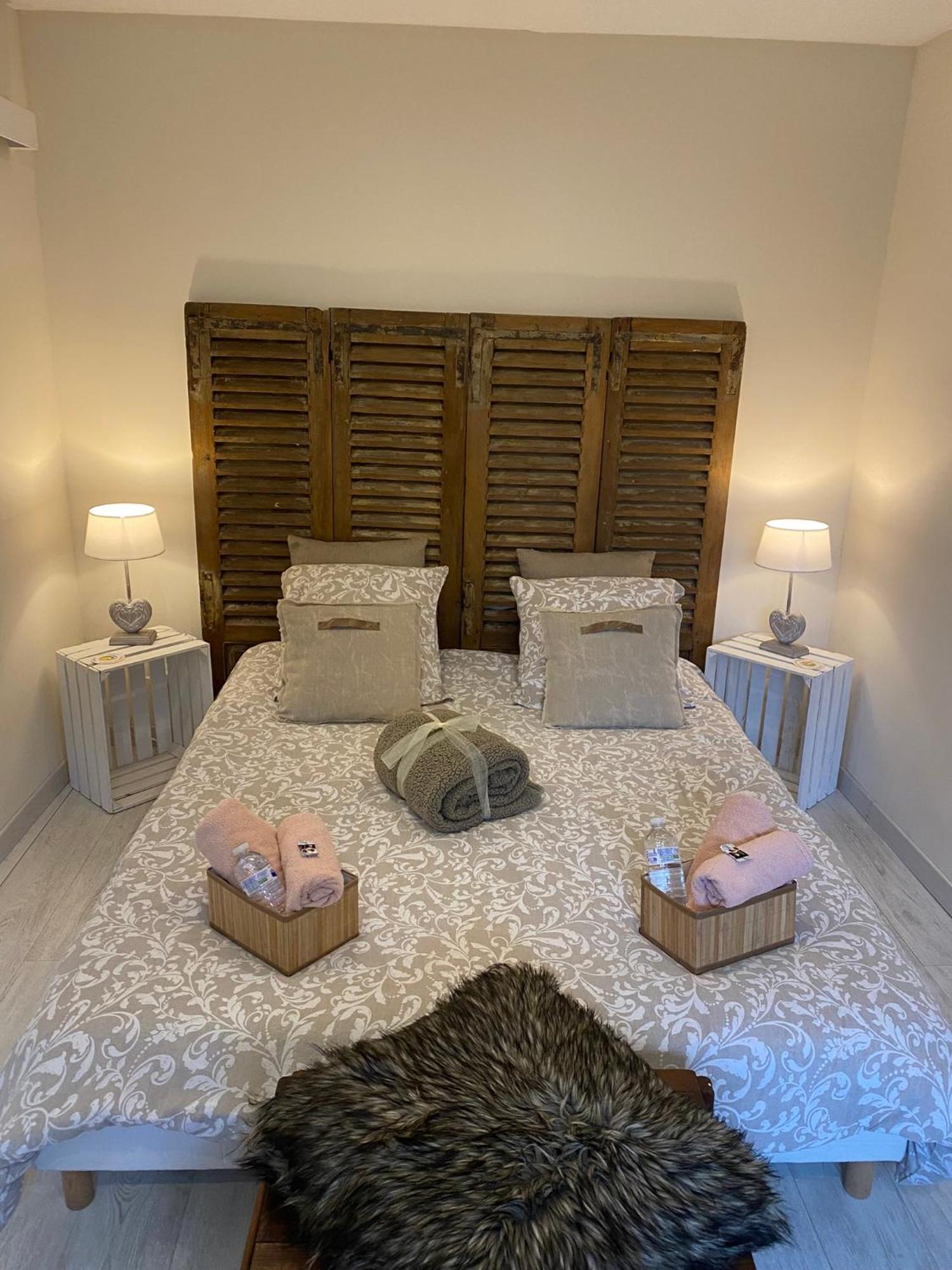Severine Chambres D'Hotes Floing ภายนอก รูปภาพ